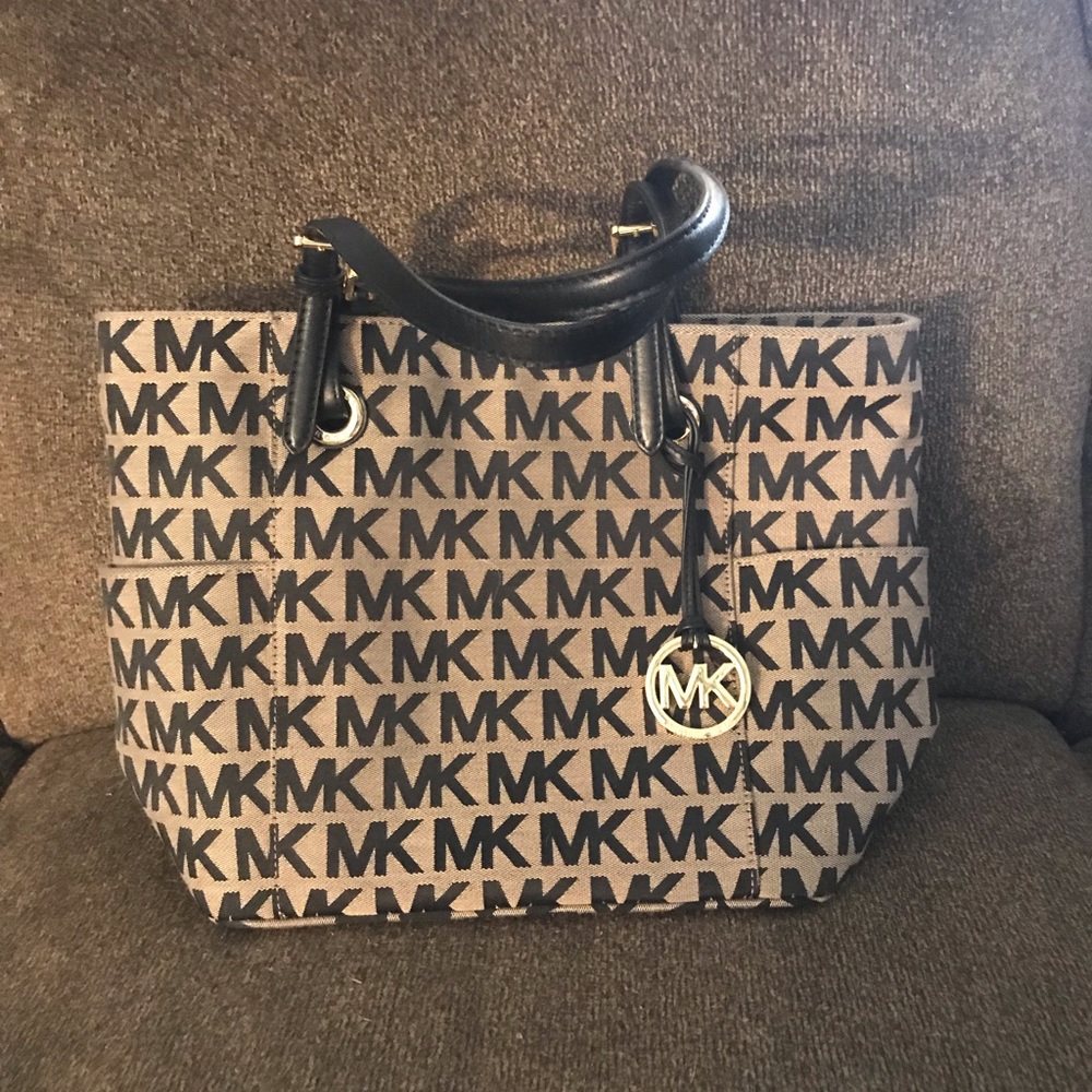 Michael Kors shoulder bag